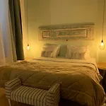 Old Town Lx Suites